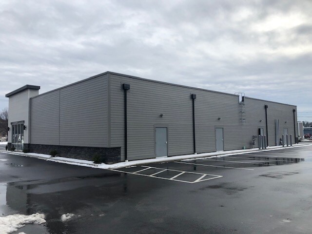 More Photos Of 212 Southampton Rd, Westfield Freestanding For Lease