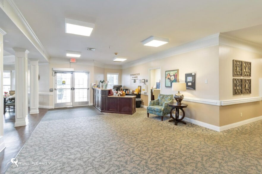 More Photos Of 871 Twinforks Ave, Auburn Assisted Living For Sale