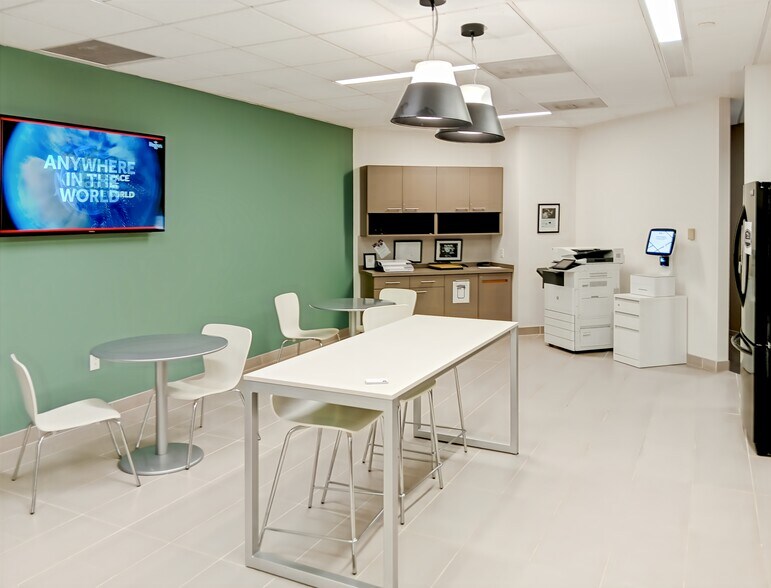 More Photos Of 110 E Broward Blvd, Fort Lauderdale Office Residential For Lease