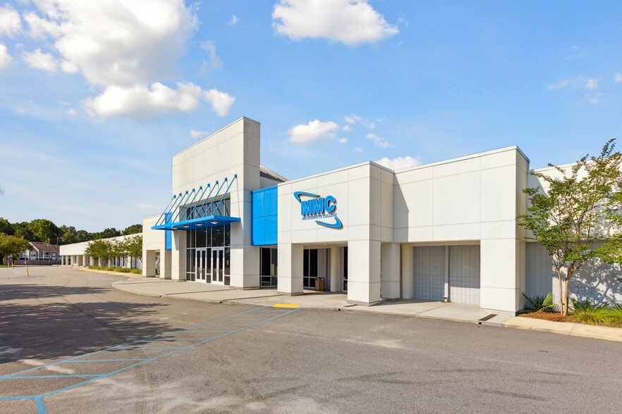 More Photos Of 8085 Rivers Ave, North Charleston Office For Lease