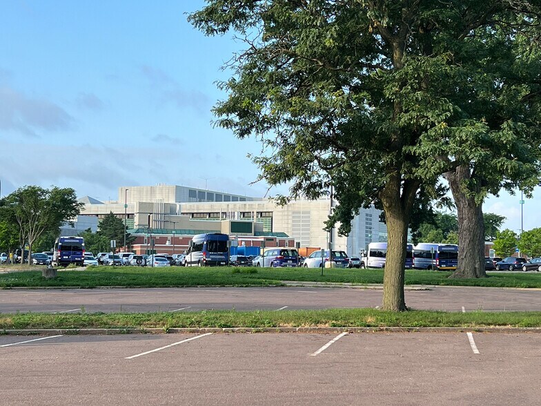 More Photos Of 5346 Minnehaha Ave, Minneapolis Hotel For Sale