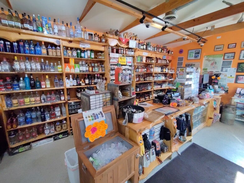 More Photos Of 4044 Garfield Rd, Kingsley Convenience Store For Sale