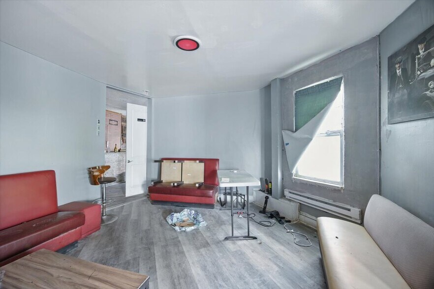 More Photos Of 501 Florida Ave NW, Washington Restaurant For Lease