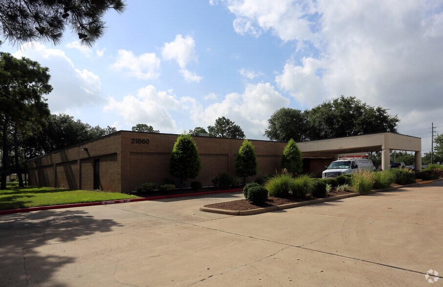 Primary Photo Of 21660 Kingsland Blvd, Katy Medical For Sale