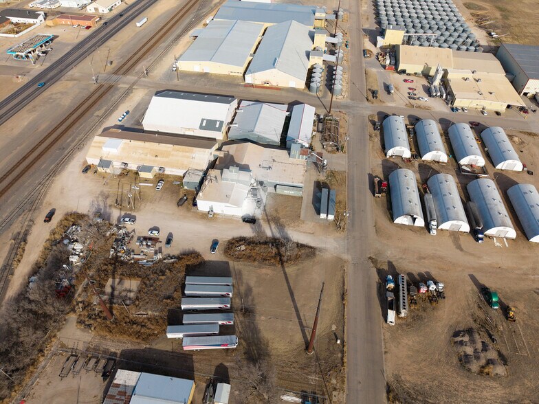 More Photos Of 225 Lawton Ave, Hereford Manufacturing For Sale