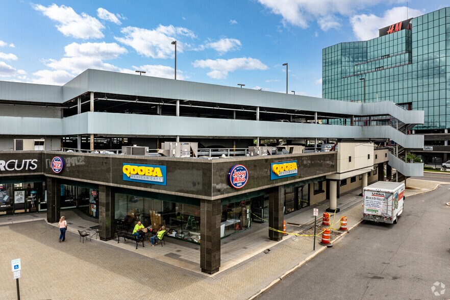 More Photos Of 200 Mill Creek Dr, Secaucus General Retail For Lease