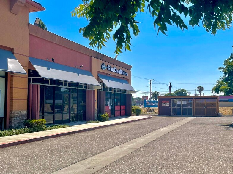 More Photos Of 17218 Foothill Blvd, Fontana Freestanding For Sale