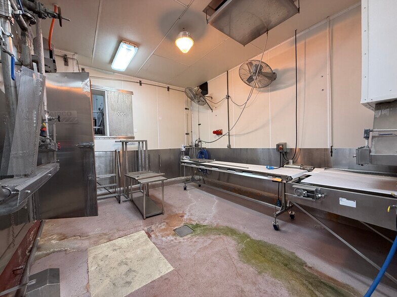 More Photos Of 4001 N American St, Philadelphia Warehouse For Sale