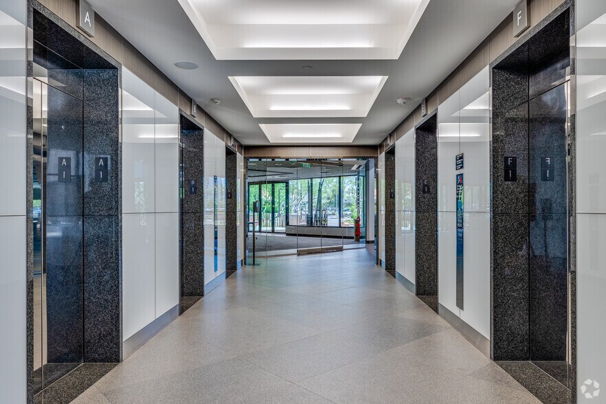 More Photos Of 2398 E Camelback Rd, Phoenix Unknown For Lease