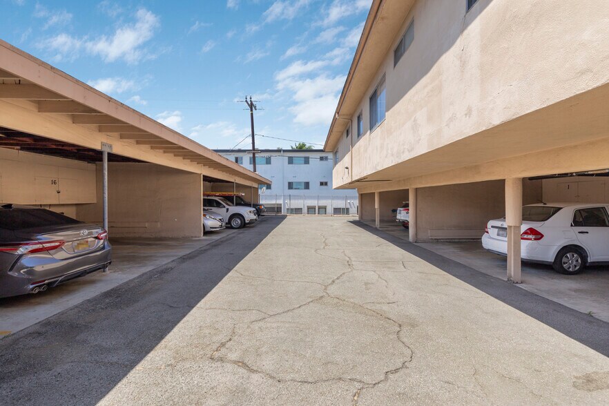 More Photos Of 3444 Emerald St, Torrance Apartments For Sale