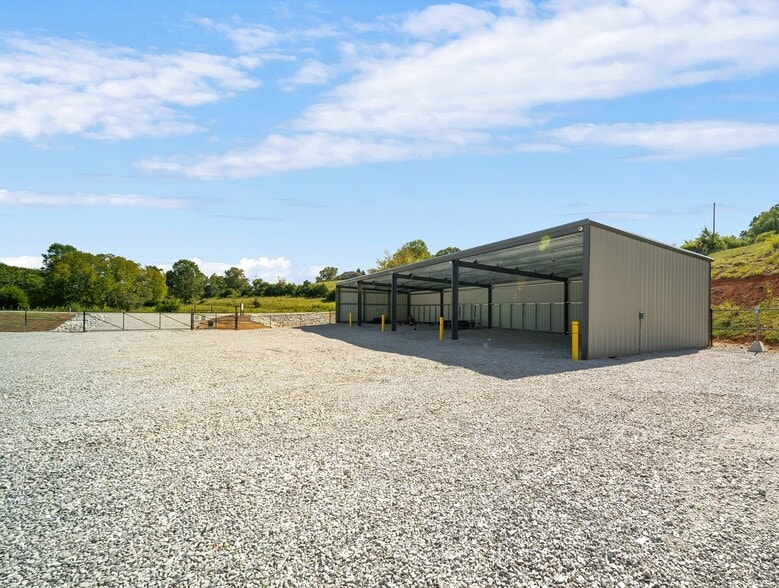 More Photos Of 1174 Flat Hollow Rd, Speedwell Self Storage For Sale