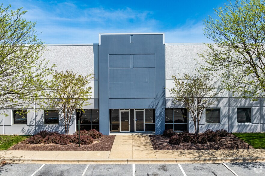 More Photos Of 6900 English Muffin Way, Frederick Warehouse For Lease