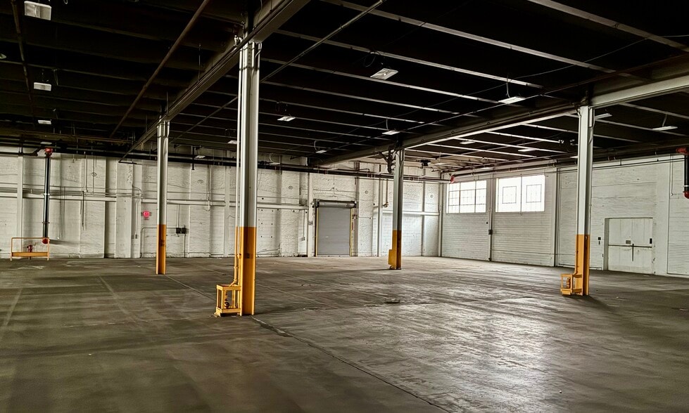 More Photos Of 110 Buffalo Rd, Rochester Warehouse For Lease