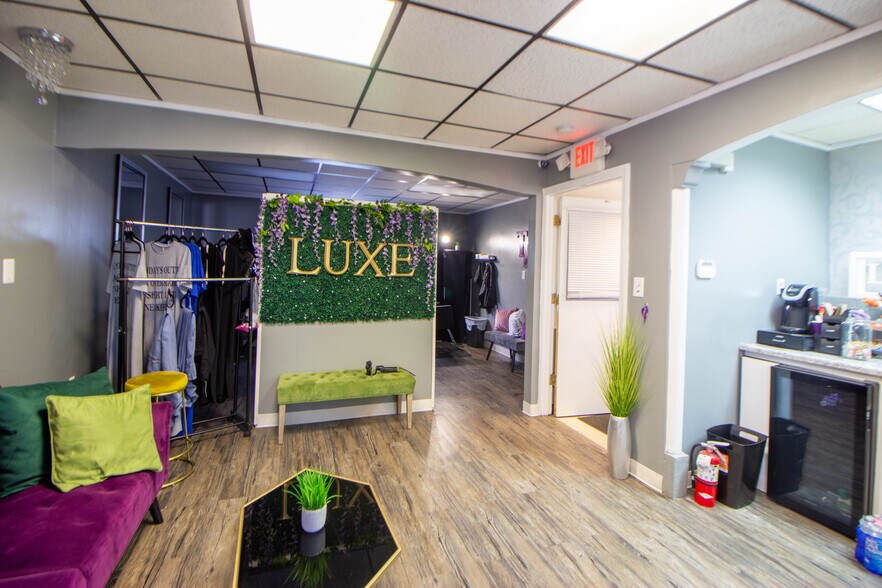 More Photos Of 23750 Gratiot Ave, Eastpointe Office Residential For Sale