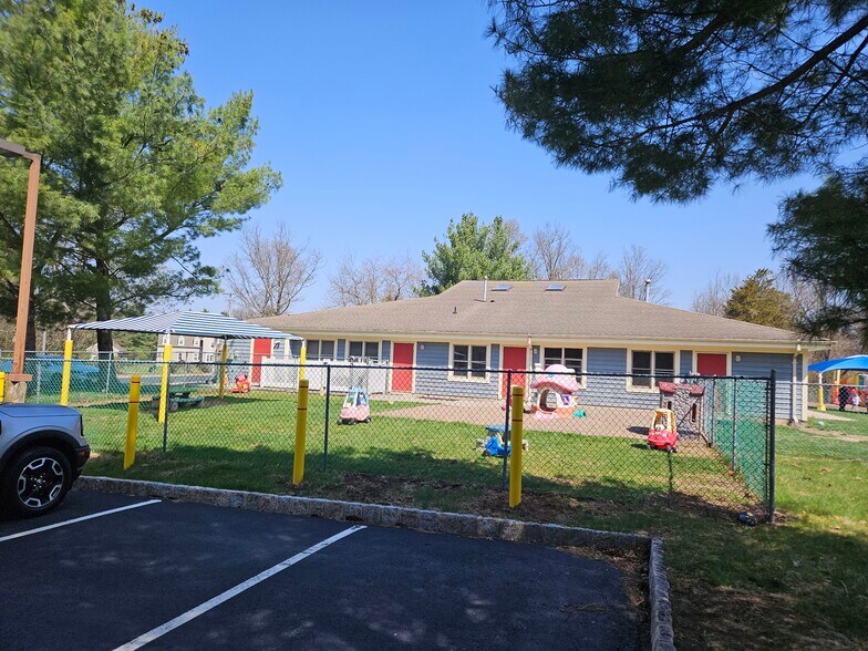 More Photos Of 43 Barley Sheaf Rd, Flemington Daycare Center For Sale