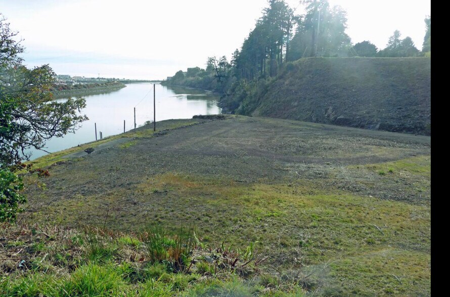 More Photos Of 6420 Bridge St, Brookings Land For Sale