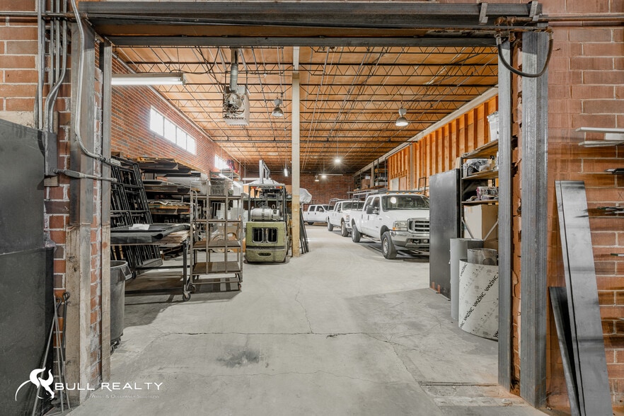 More Photos Of 979 Donnelly Ave SW, Atlanta Warehouse For Sale