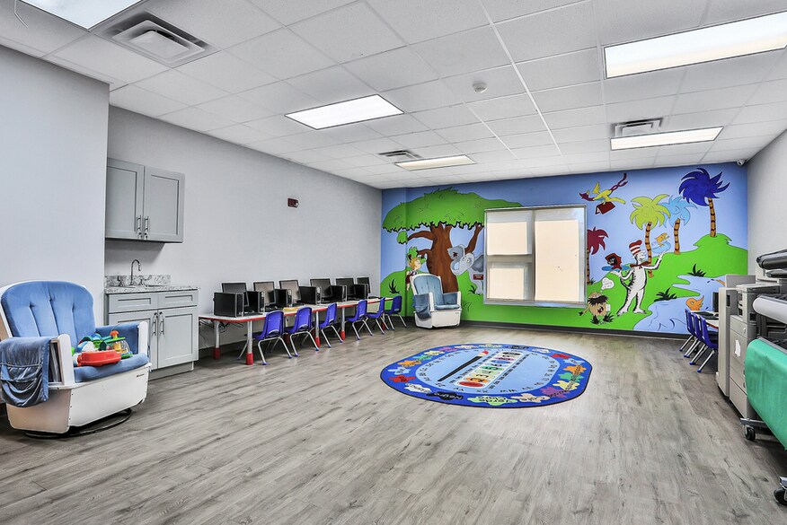More Photos Of 210 Commerce Lake Dr, Saint Augustine Daycare Center For Lease