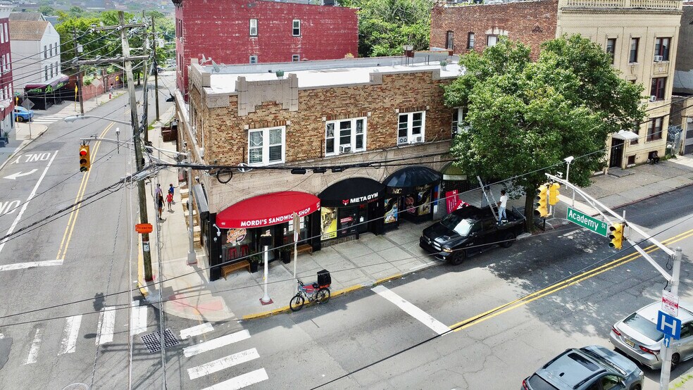 More Photos Of 126 Baldwin Ave, Jersey City Storefront Retail Residential For Lease