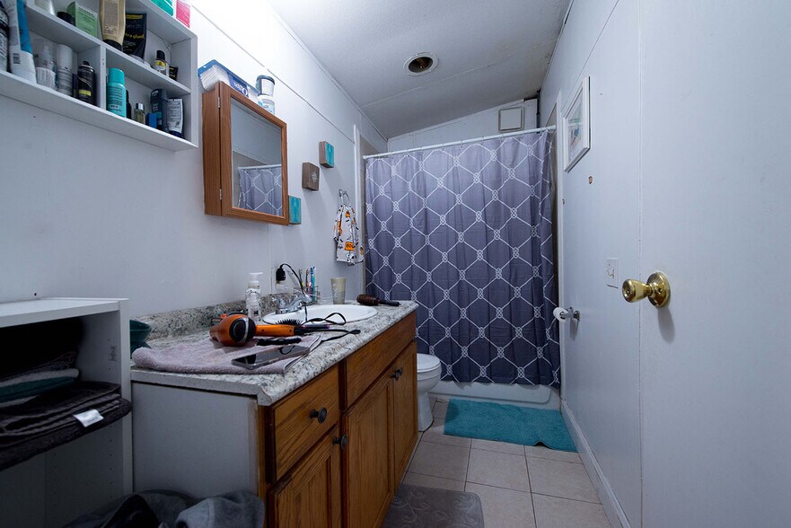 More Photos Of 292-304 Wade Rd, Liberty Apartments For Sale