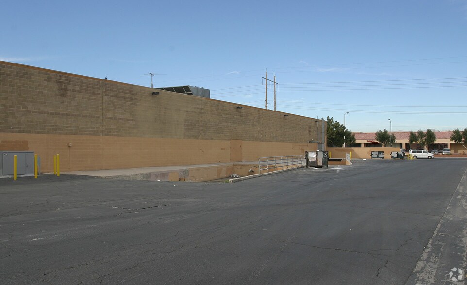 More Photos Of 348-350 N Nellis Blvd, Las Vegas Storefront For Lease