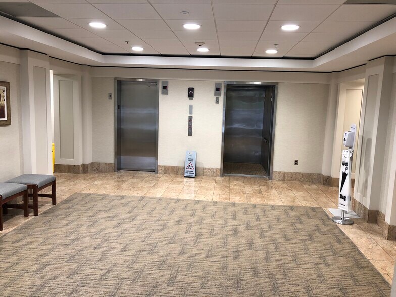 More Photos Of 131 Elden St, Herndon Medical For Sale