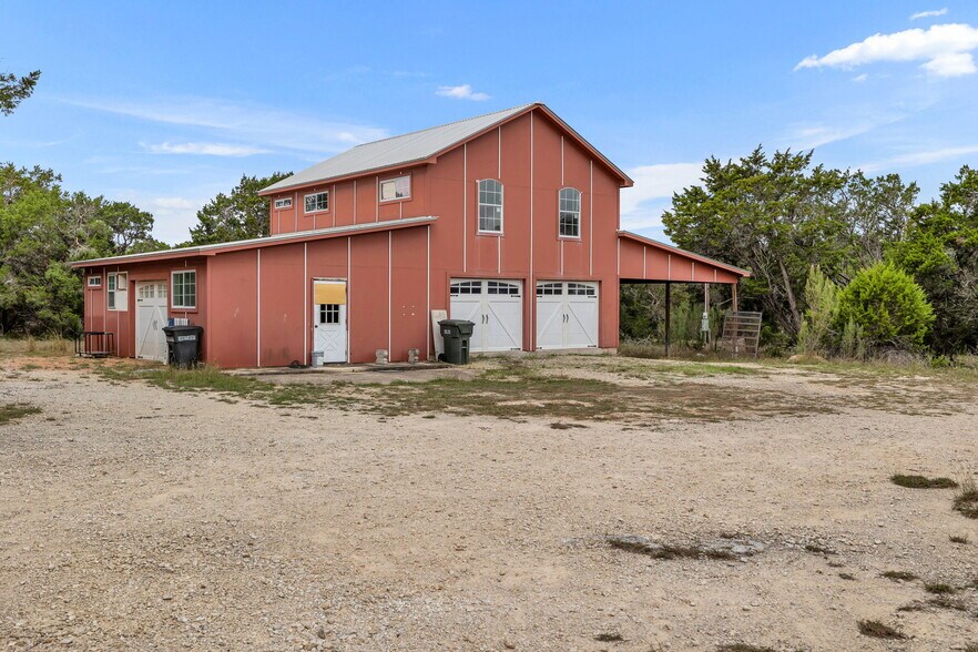 More Photos Of 251 Circle Dr, Wimberley Hospitality For Sale