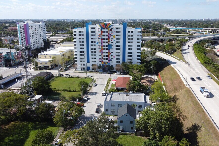 More Photos Of 321 NW 37th St, Miami Land For Sale