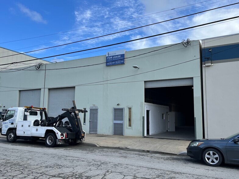 Primary Photo Of 1330 Van Dyke Ave, San Francisco Warehouse For Lease