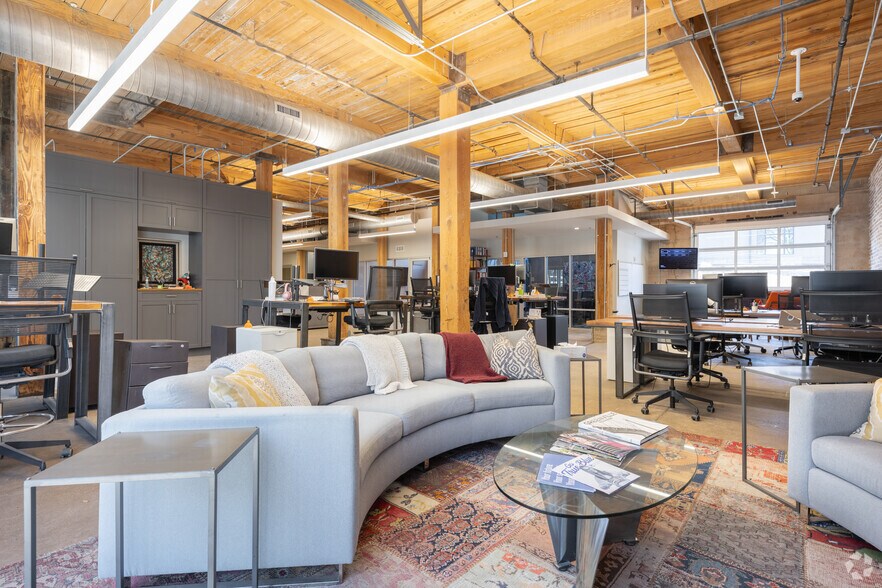 More Photos Of 504 Rhett St, Greenville Office For Lease