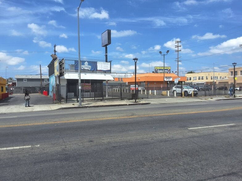Primary Photo Of 4417 S Western Ave, Los Angeles Freestanding For Sale