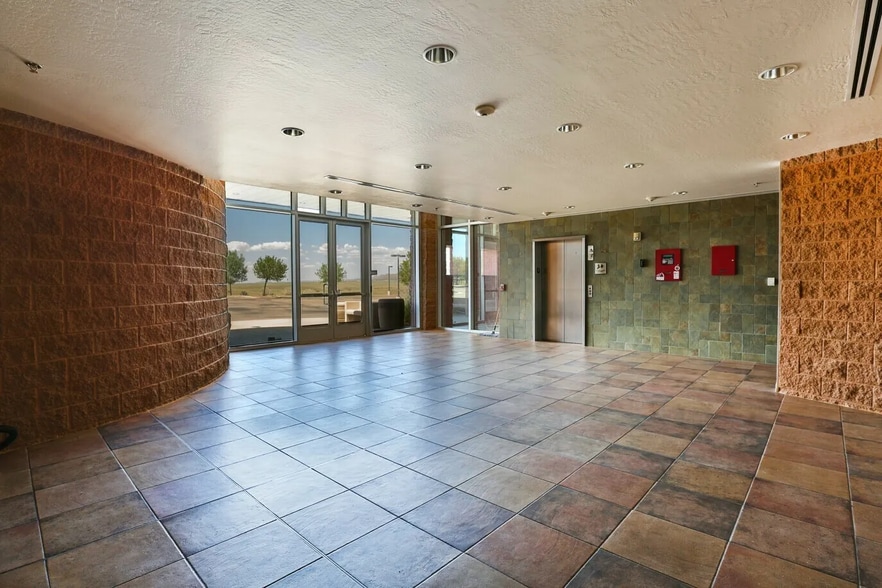 More Photos Of 10000 E University Dr, Prescott Valley Office For Sale