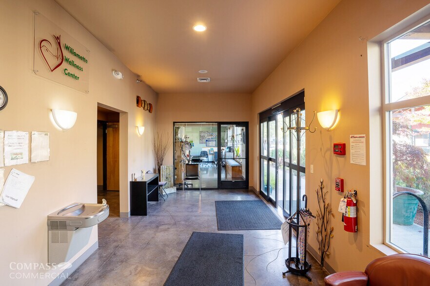 More Photos Of 6735 SW Country Club Dr, Corvallis General Retail For Sale