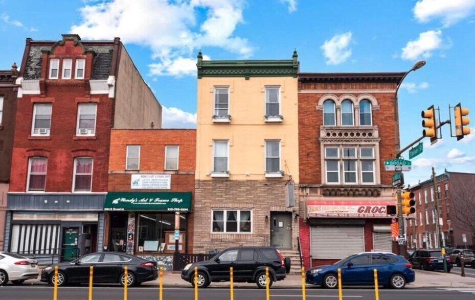 More Photos Of 1602 S Broad St, Philadelphia Apartments For Lease