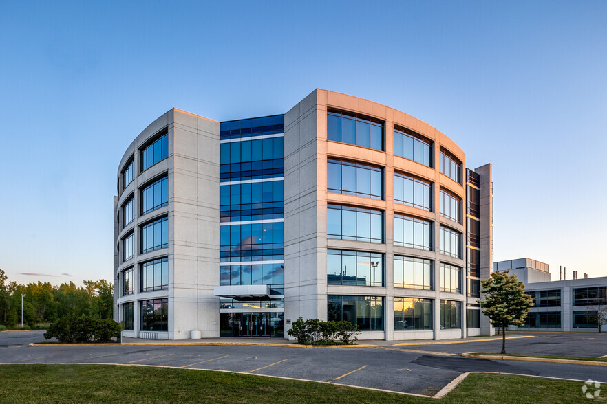 Primary Photo Of 2250 Boul Alfred-Nobel, Montréal Office For Lease