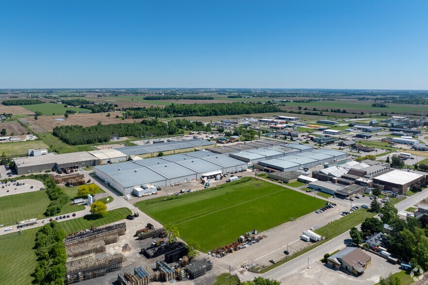 More Photos Of 516 John St N, Aylmer Manufacturing For Lease