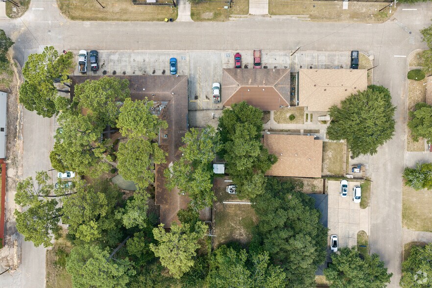 More Photos Of 1510 Odd Fellow St, Conroe Apartments For Sale