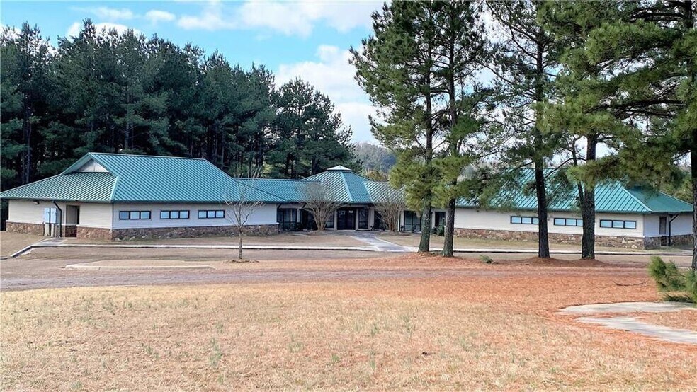 More Photos Of 8524 Youth Ranch Rd, Mulberry Lodge Meeting Hall For Sale