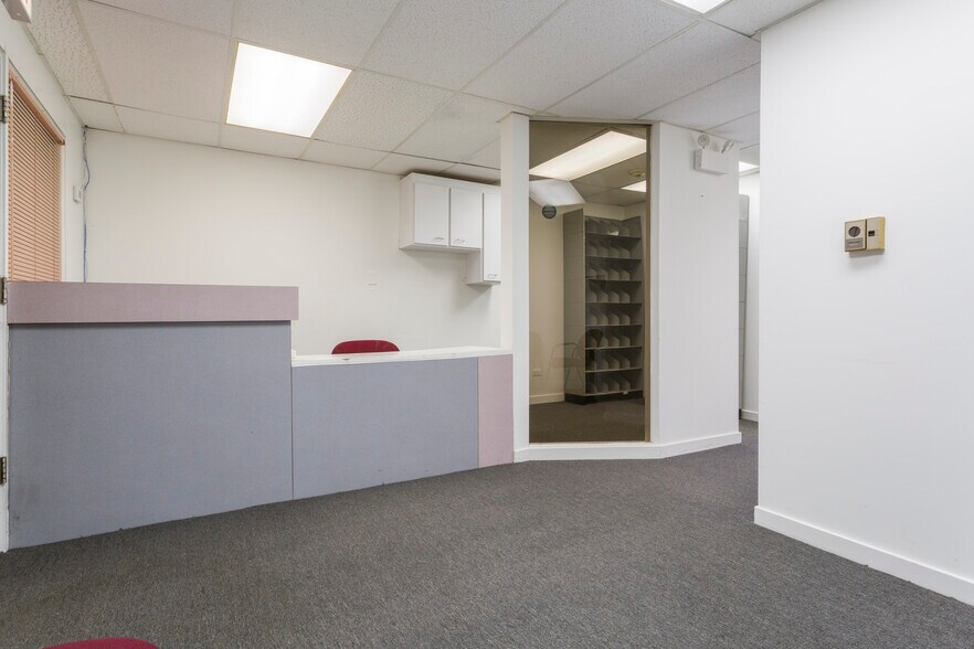 More Photos Of 1835 N 19th Ave, Melrose Park Medical For Lease