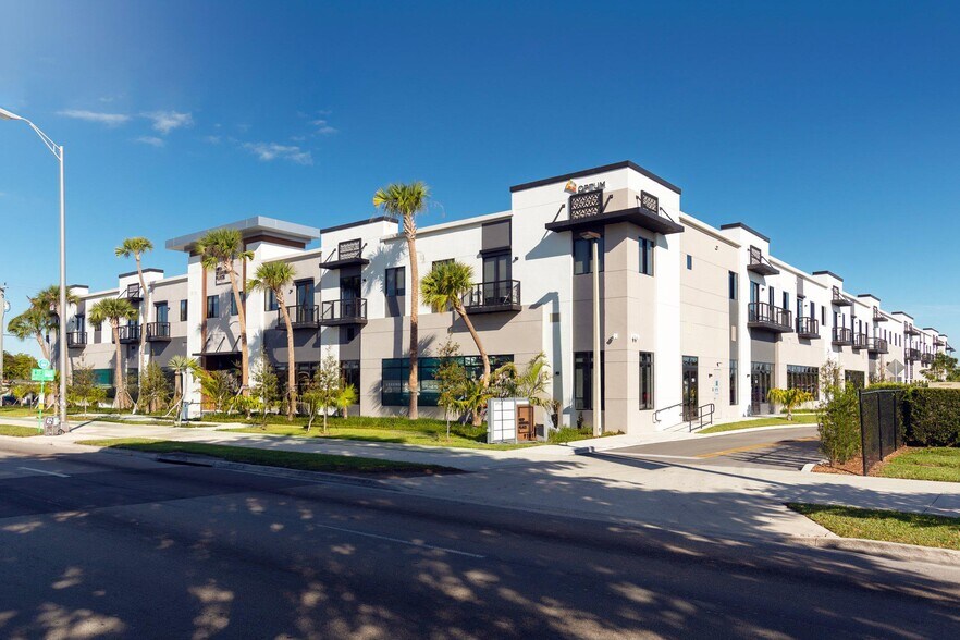 More Photos Of 9101 SW 24th St, Miami Medical For Lease