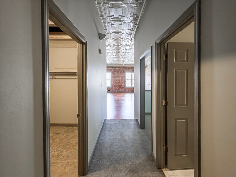 More Photos Of 113 N Patterson St, Valdosta Apartments For Sale