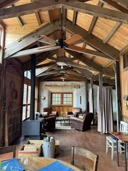 More Photos Of NHN (Nizina Road) McCarthy, Glennallen Specialty For Sale