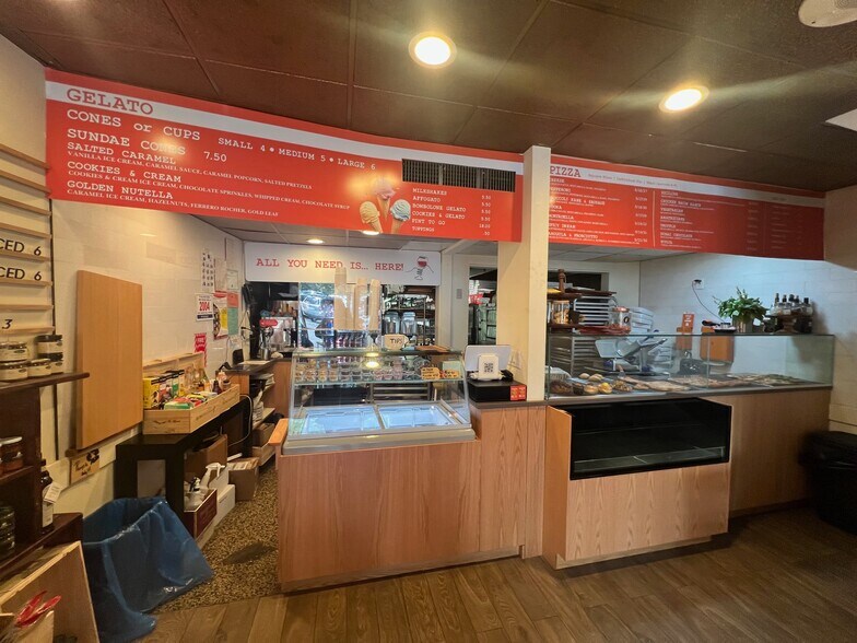 More Photos Of 473-475 Ashford Ave, Ardsley Office For Lease