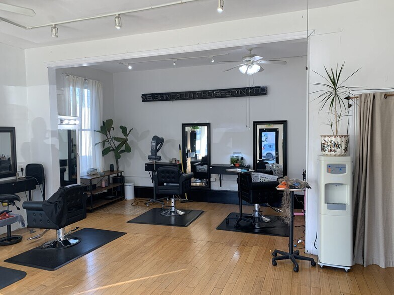 More Photos Of 1401-1409 Castro St, San Francisco Storefront Retail Residential For Lease