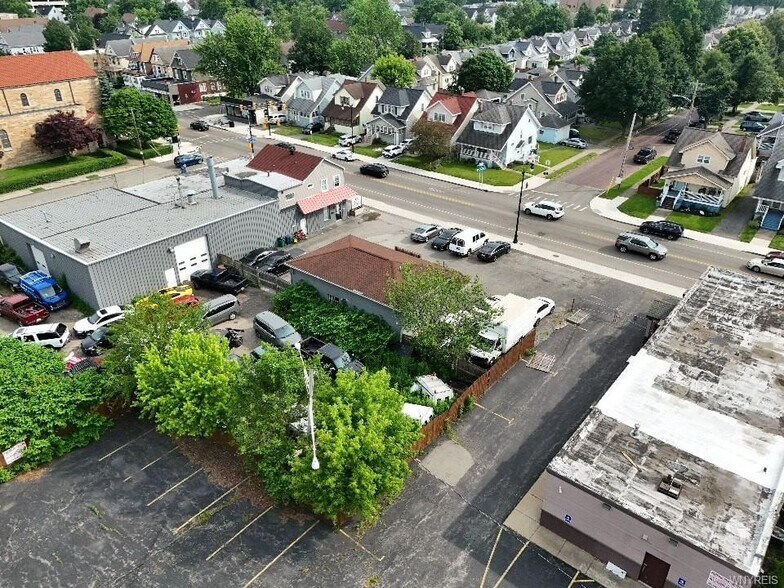 More Photos Of 416-426 Abbott Rd, Buffalo Auto Repair For Sale