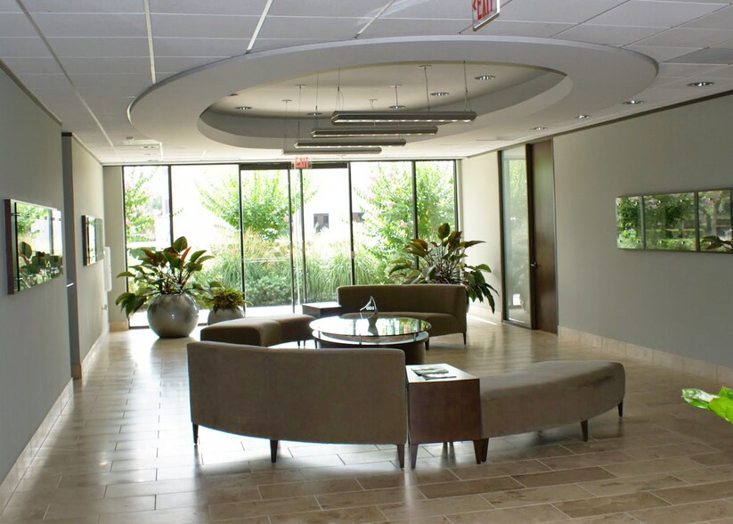 More Photos Of 16600 Park Row, Houston Light Distribution For Sale