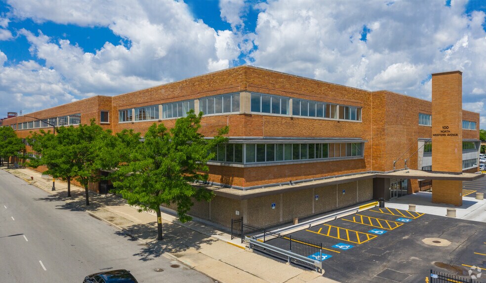 More Photos Of 100 N Western Ave, Chicago Flex For Lease