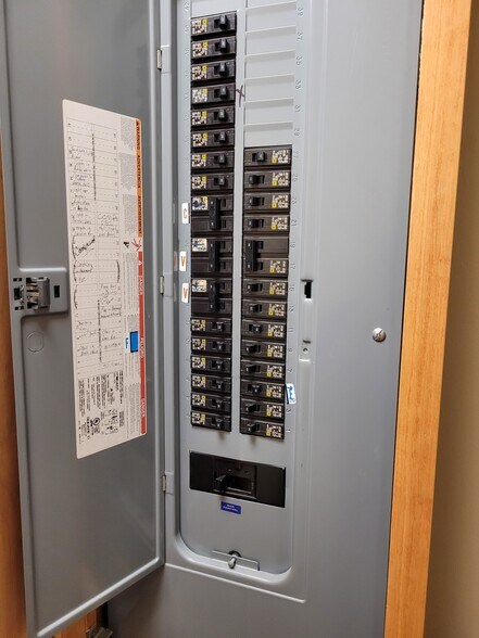 More Photos Of 1401 Dawson Rd, Albany Medical For Sale