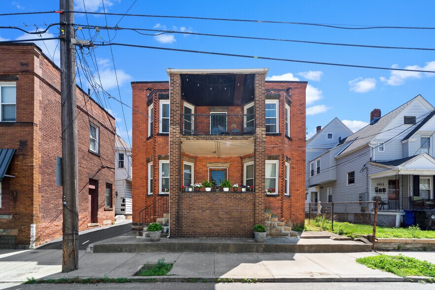 More Photos Of 1947-1949 Coltman Rd, Cleveland Apartments For Sale