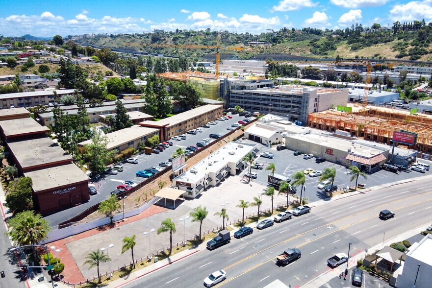 More Photos Of 6035-6075 Mission Gorge Rd, San Diego Unknown For Lease